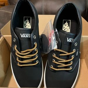 *NEW VANS  Mens 9.5